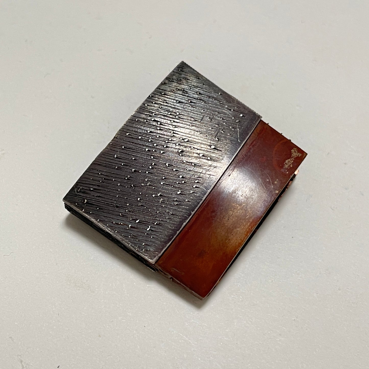 Morimitsu 盛光 signed KATANA, Shinchu Chirashi Tsuba 真鍮散鍔, with Shirasaya