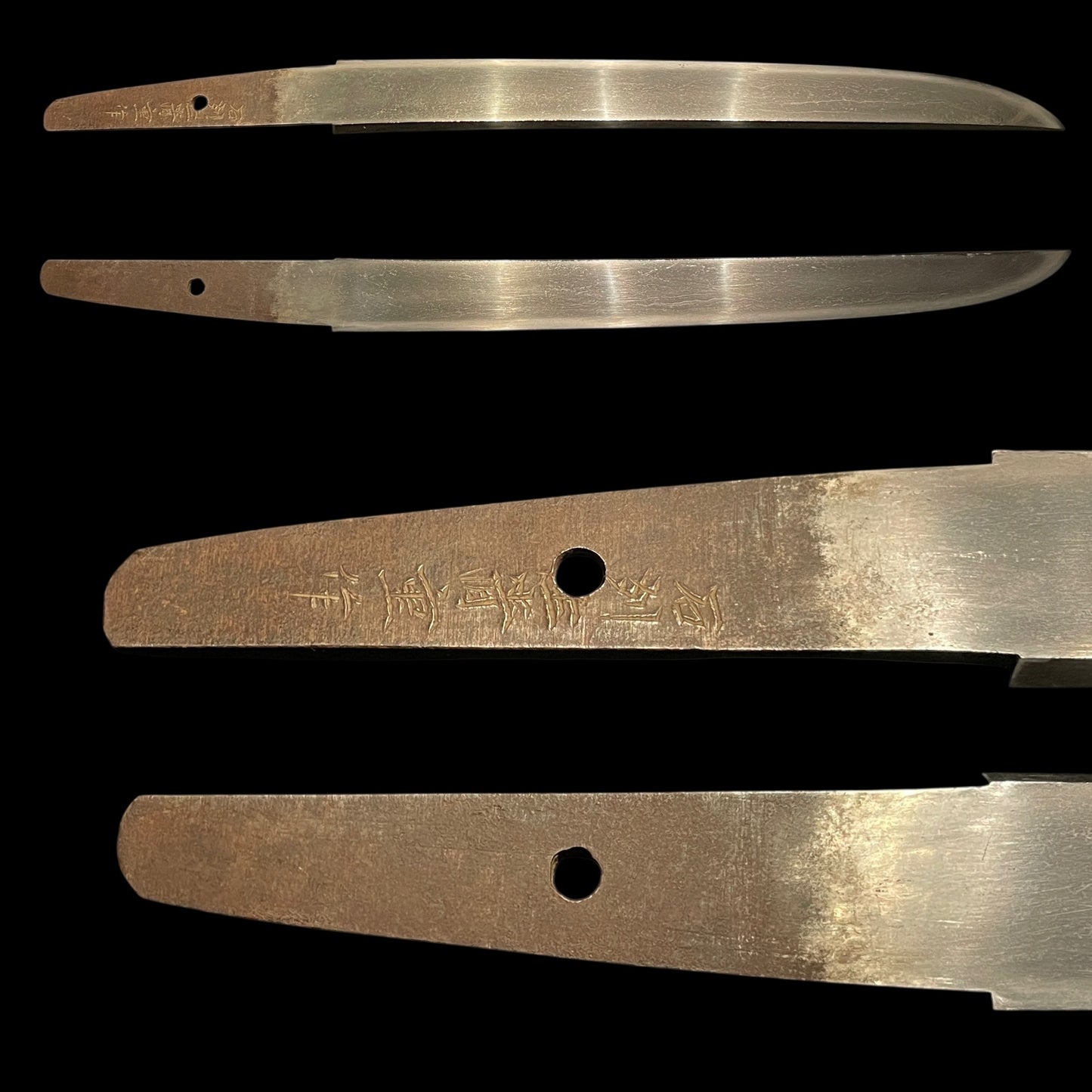 Heavy Aikuchi TANTO,  Sekishuju Kiyoshige 石州住清重 signed, with Kozuka, Edo period