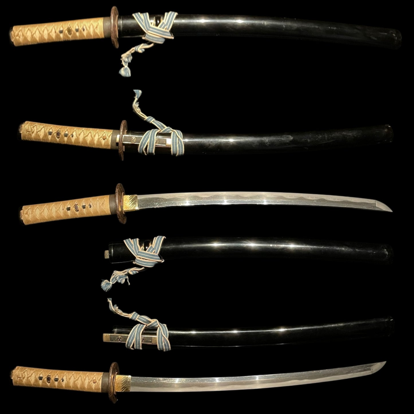 Wakizashi in Koshirae, with Kozuka and Shirasaya, Edo period mumei