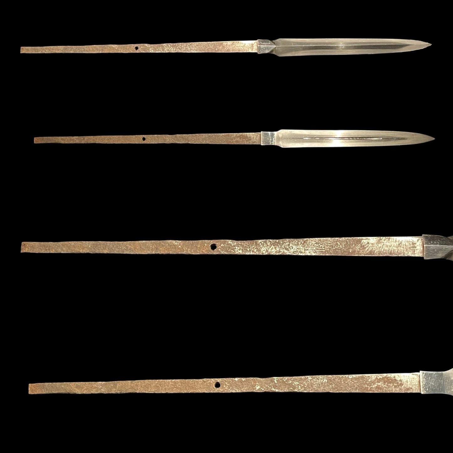 Hirasankaku Yari 平三角槍 in Shirasaya, Bishu 尾州 signed, Edo period