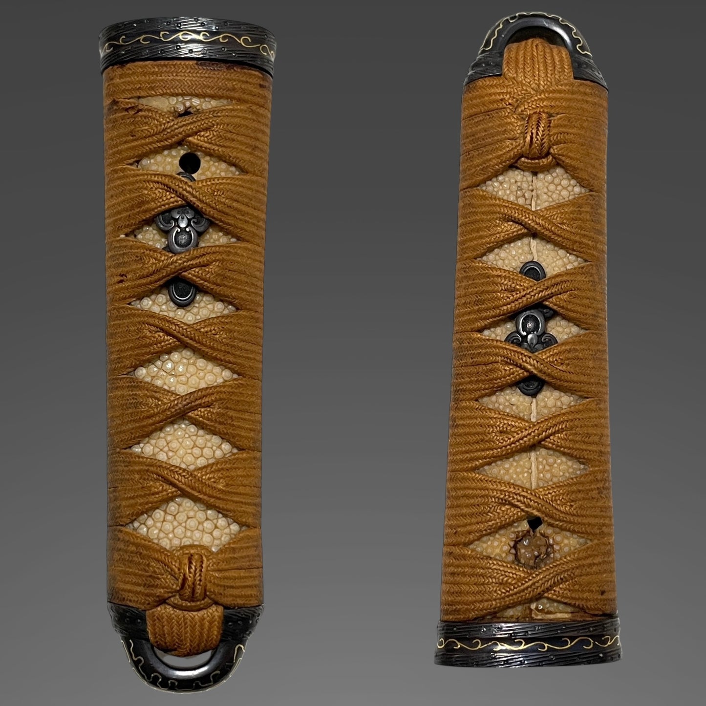 HITATSURA 皆焼 Wakizashi, Doi Shinryo 土肥真了 signed, Mantis Kozuka, Edo period