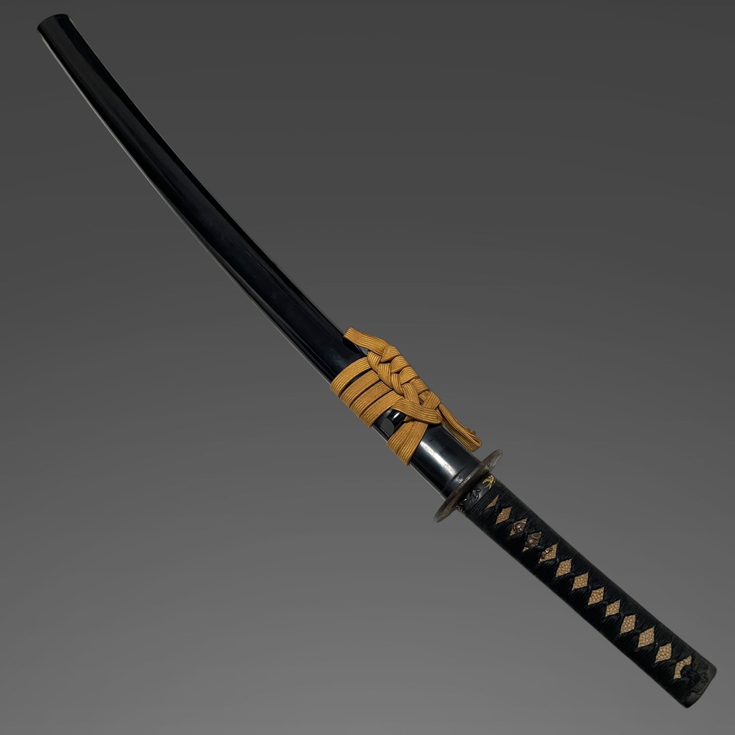 Long Wakizashi with Shakudo Bird Fuchikashira and Gold inaly Tsuba, Edo period mumei
