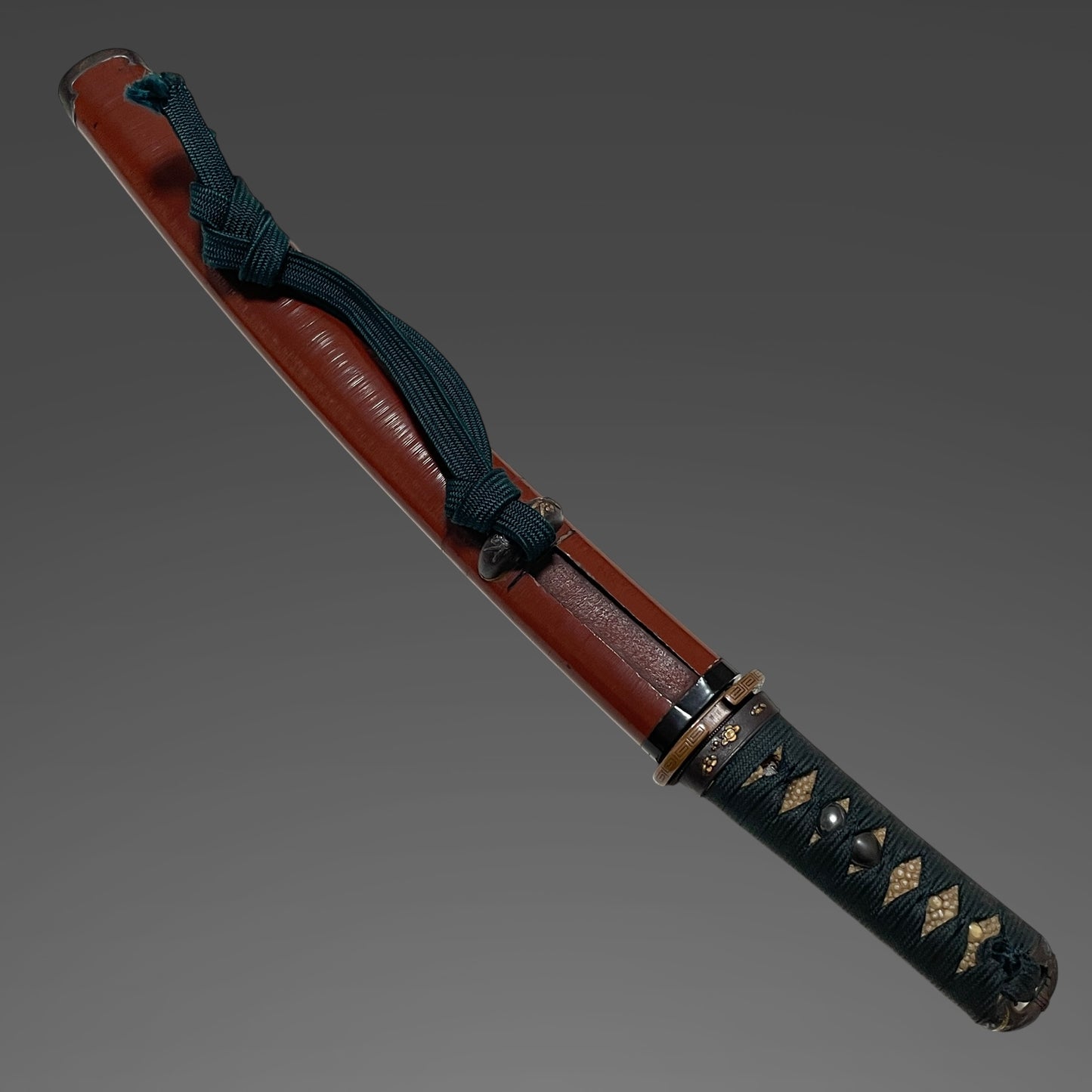 Dragonfly Fittings Red TANTO,  Hokinokami Fujiwara Nobutaka 伯耆守藤原信高 signed, Edo period