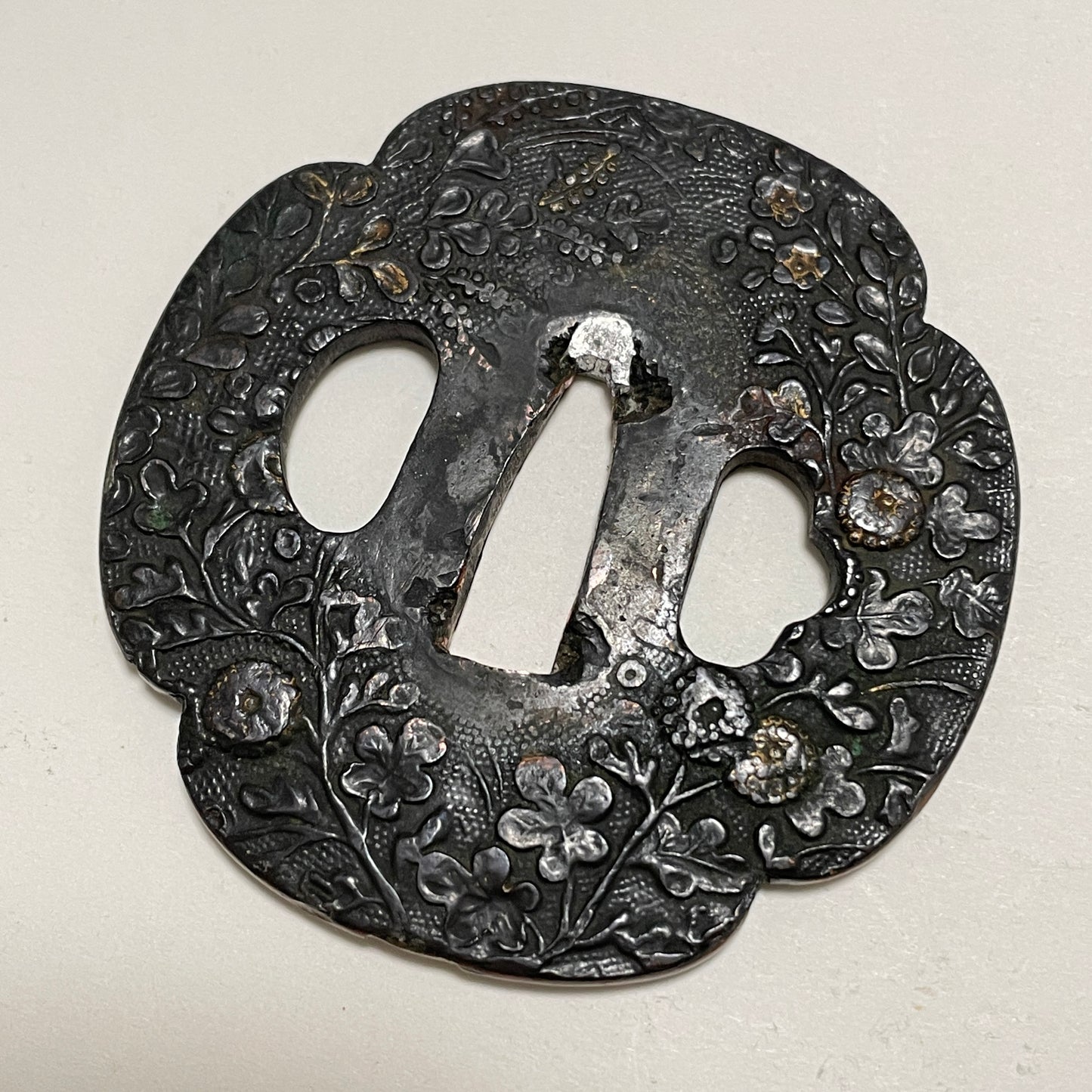 Kanesugi 兼杦 signed Sunnobi-TANTO 寸延短刀, Late Muromachi period