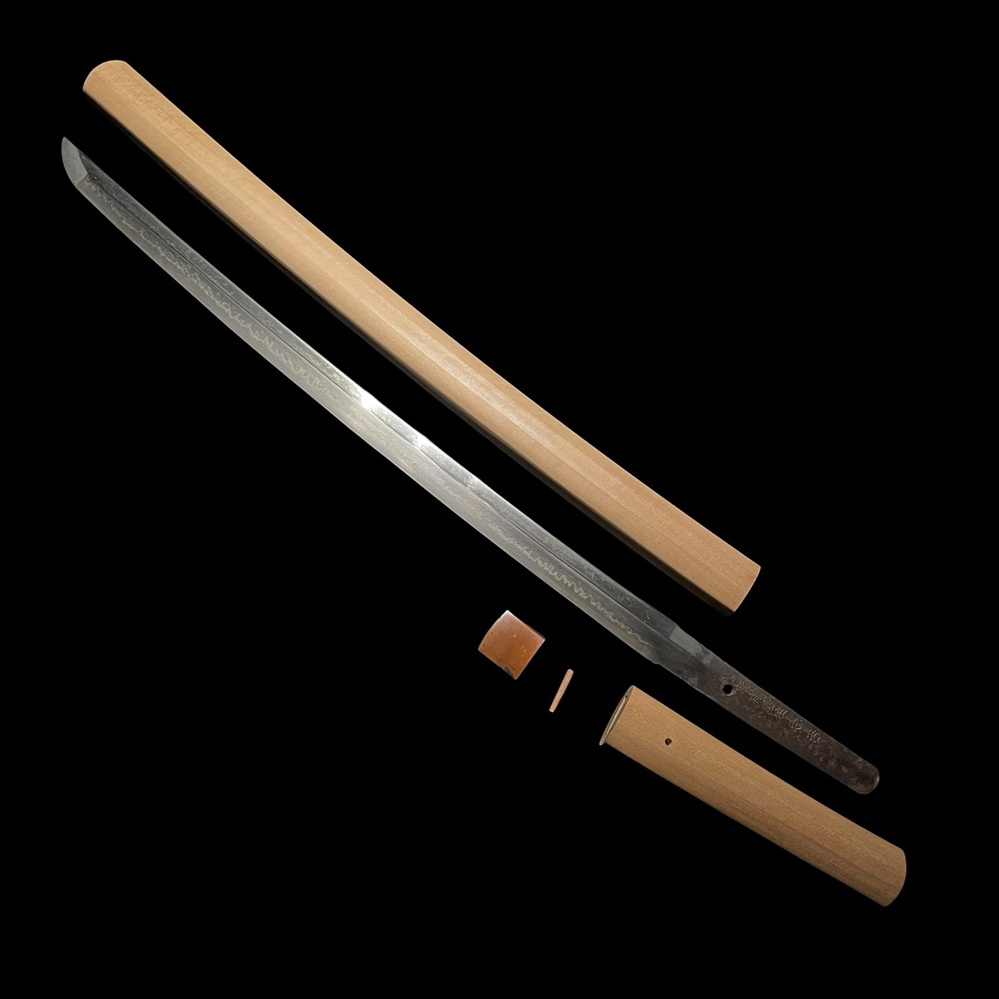 Hizenkokuju Tadayoshi 肥前国住忠吉 signed Long Wakizashi, Edo period