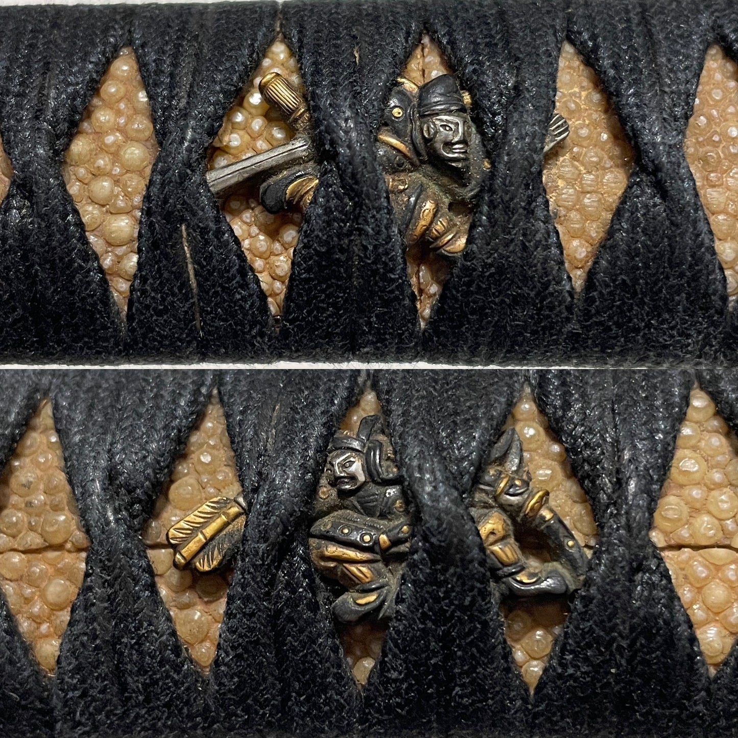 Long Wakizashi, Furukawa Genchin signed Fuchi, Samurai Menuki, Edo period mumei