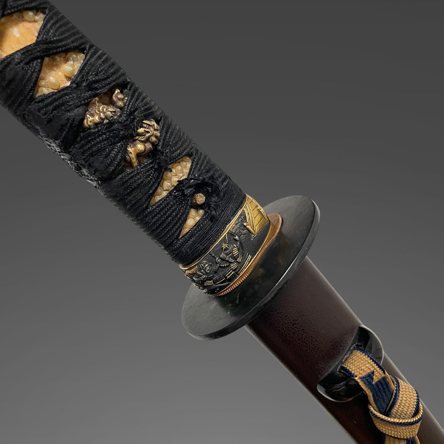 Bishuosafune Munemitsu 備州長船宗光 signed Wakizashi, Samurai Fuchikashira, Muromachi period