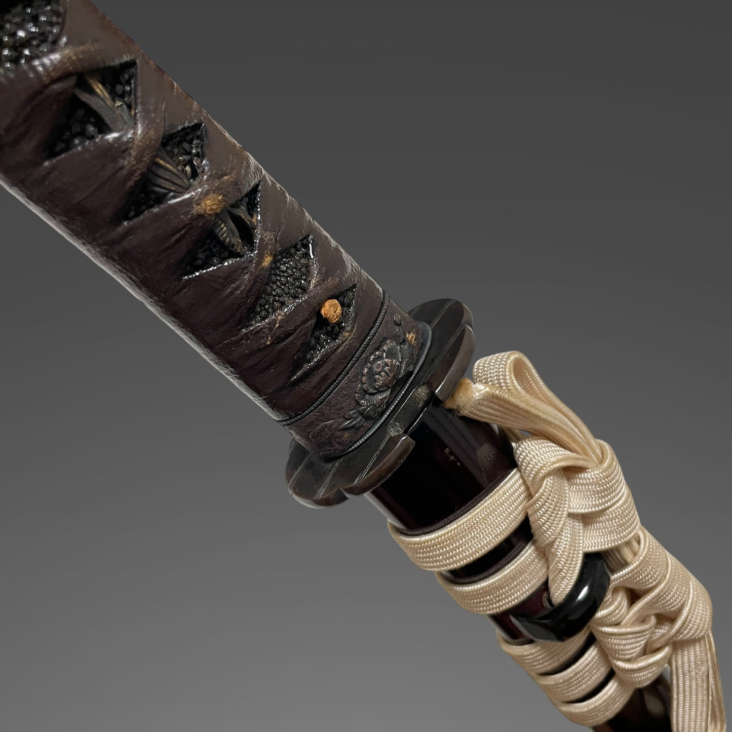 Masaie 正家 signed, Shobuzukuri Wakizashi, Peonies and butterflies Fuchikashira, Muromachi period
