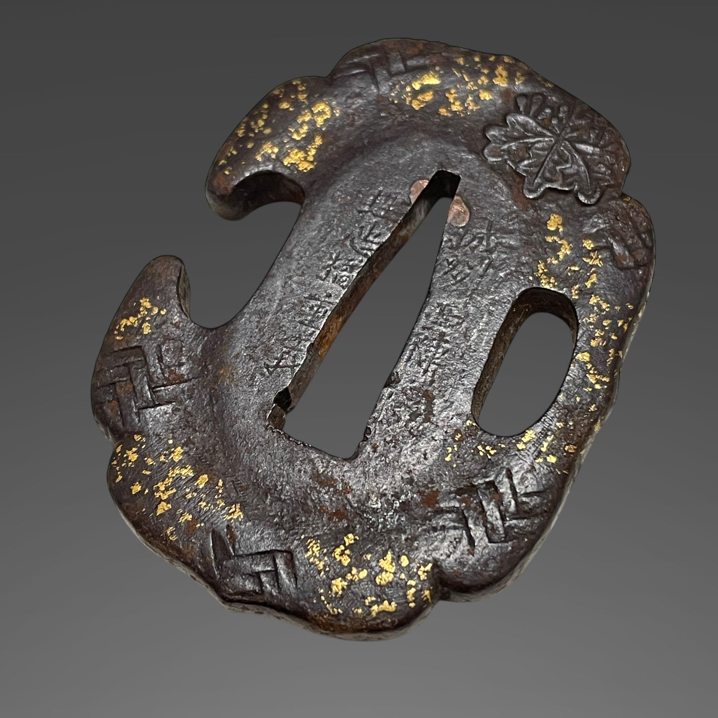 Naginata-Naoshi 薙刀直し Wakizashi, Signed Tsuba, Muromachi period mumei