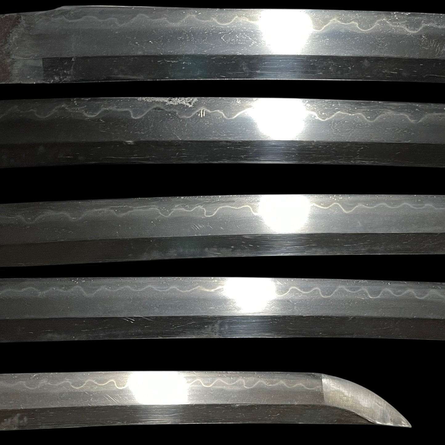 Yoshimichi 吉道 signed Long WAKIZASHI, Gunome-Hamon 互目刃文, Edo period