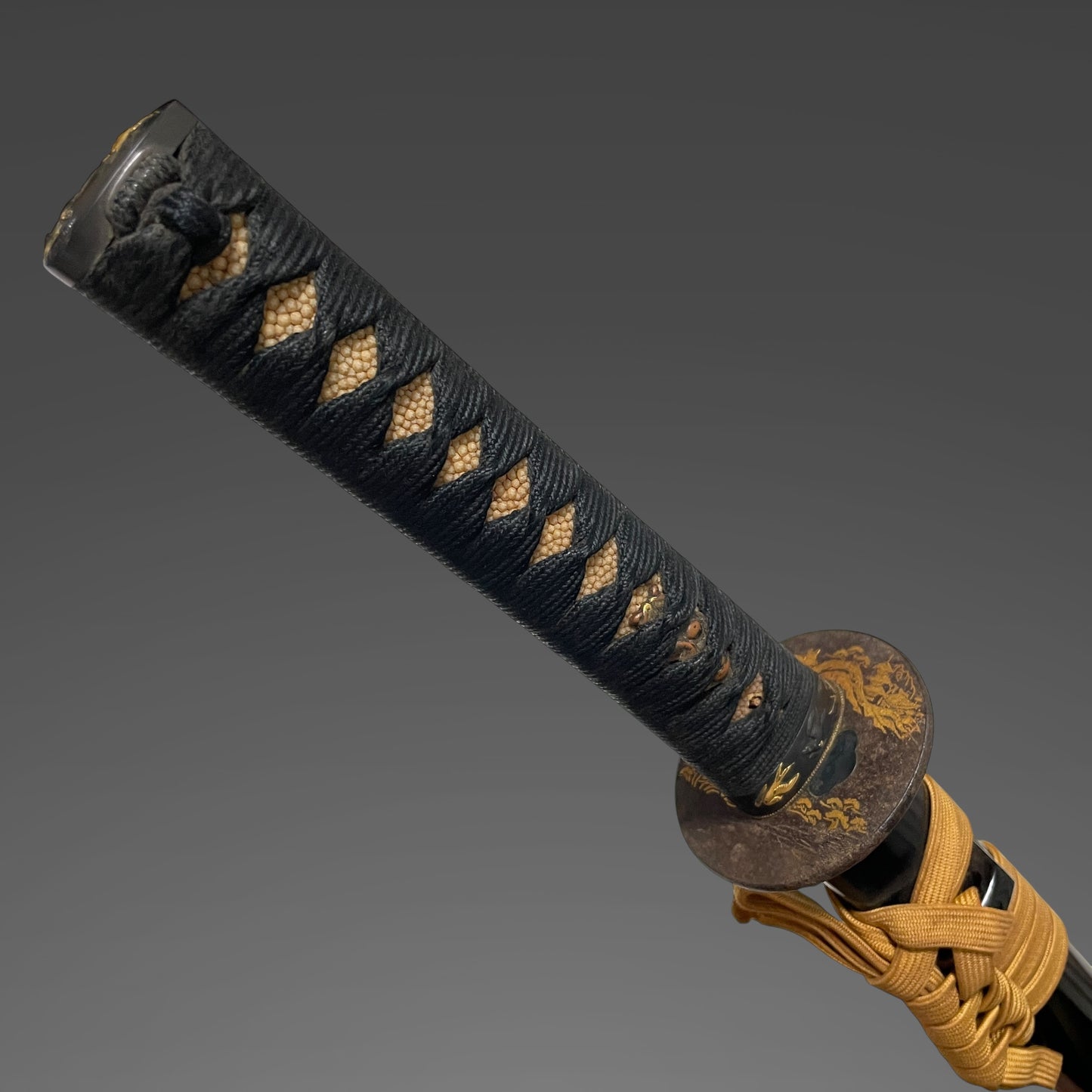 Long Wakizashi with Shakudo Bird Fuchikashira and Gold inaly Tsuba, Edo period mumei