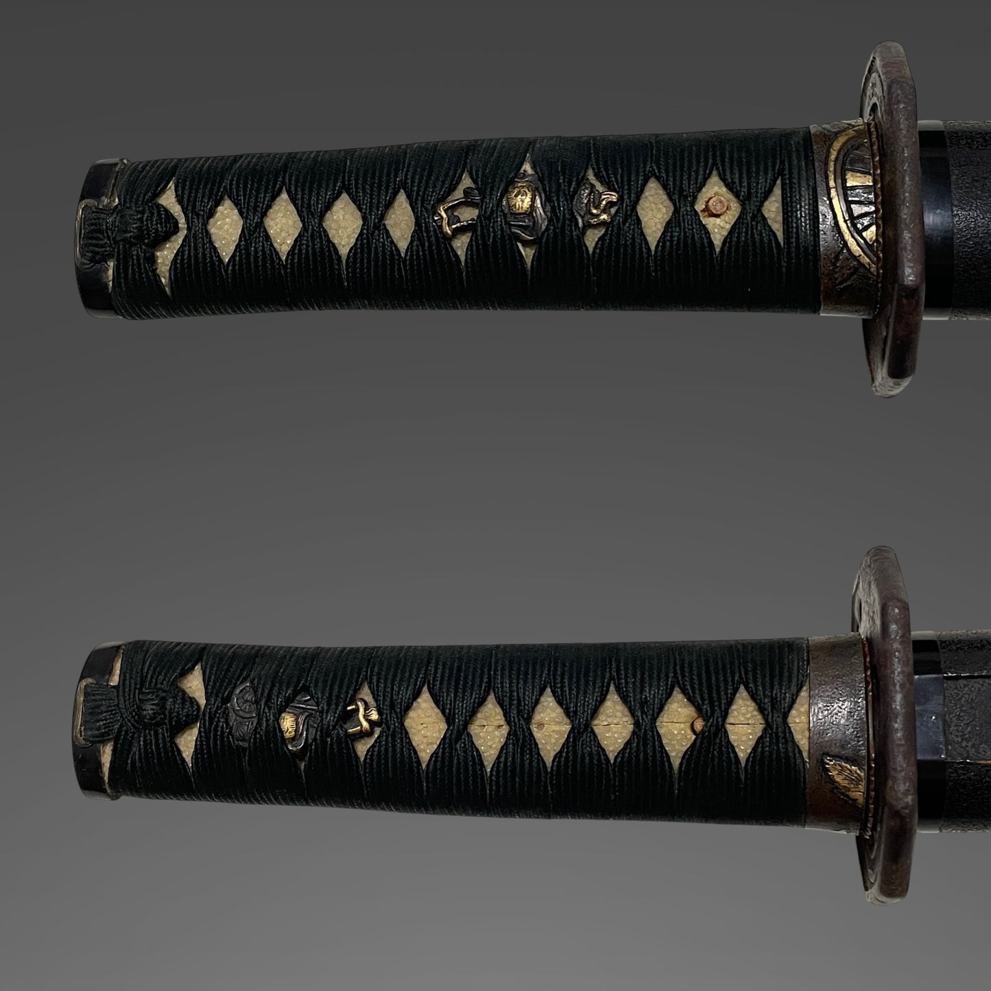 Naginata Naoshi Wakizashi, Kagemakie-Saya 陰蒔絵鞘, Thick Blade, Muromachi period mumei