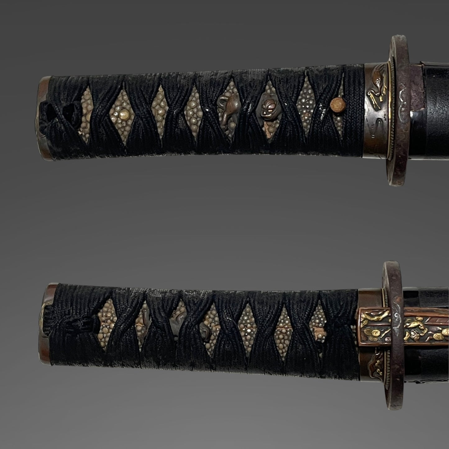 Shobuzukuri Wakizashi, Tiger Menuki, with Kozuka, Edo period mumei