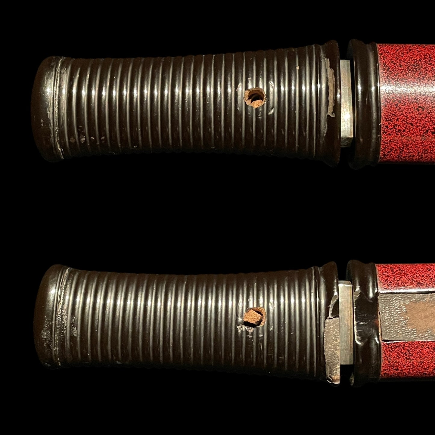 Thick Red TANTO. Hizenkoku Dewadaijo 肥前国出羽大掾 signed, Edo period