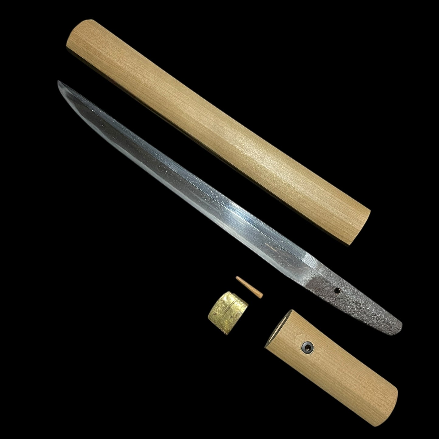 Kawari-Shobuzukuri 変わり菖蒲造り TANTO, Thick blade, Edo period mumei