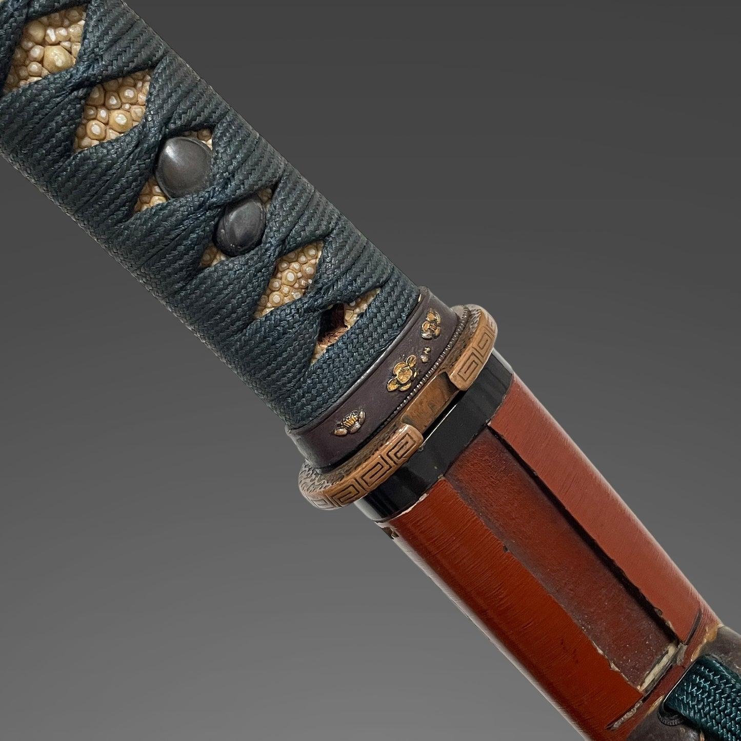 Dragonfly Fittings Red TANTO,  Hokinokami Fujiwara Nobutaka 伯耆守藤原信高 signed, Edo period