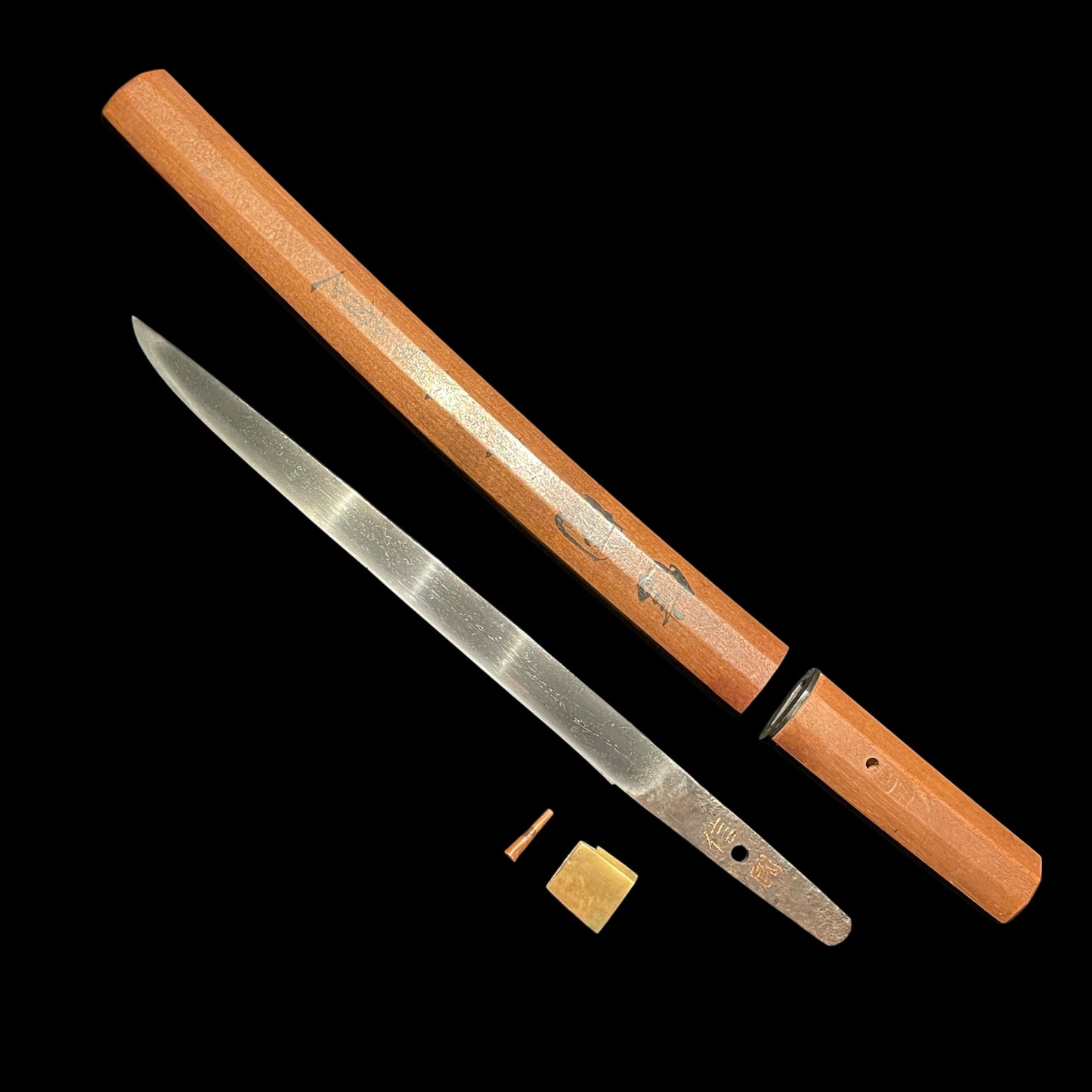 Nobukuni 信國 signed TANTO, Inlaid signature 象嵌銘, Sayagaki 鞘書, Muromachi period