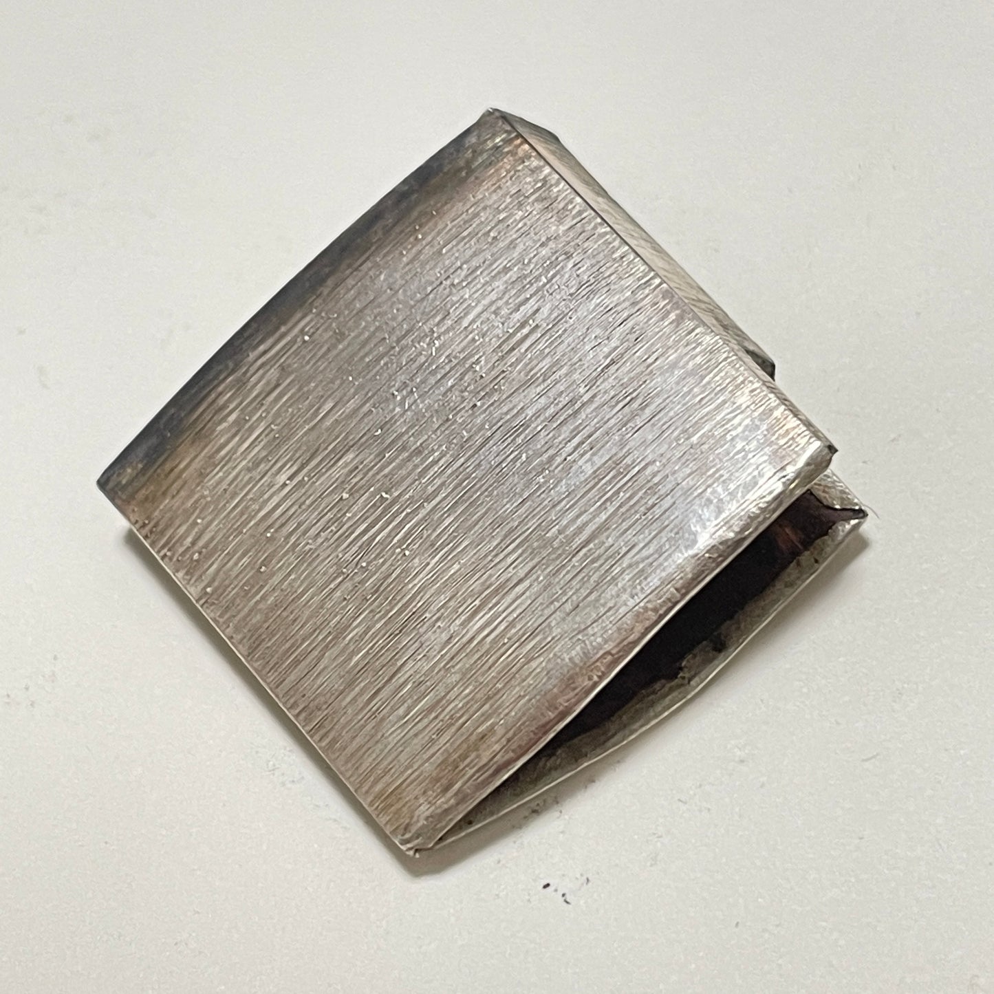 Handachi Koshirae 半太刀拵 KATANA, Umetada 埋忠 signed Tsuba, Aogaichirashi Saya 青貝散鞘