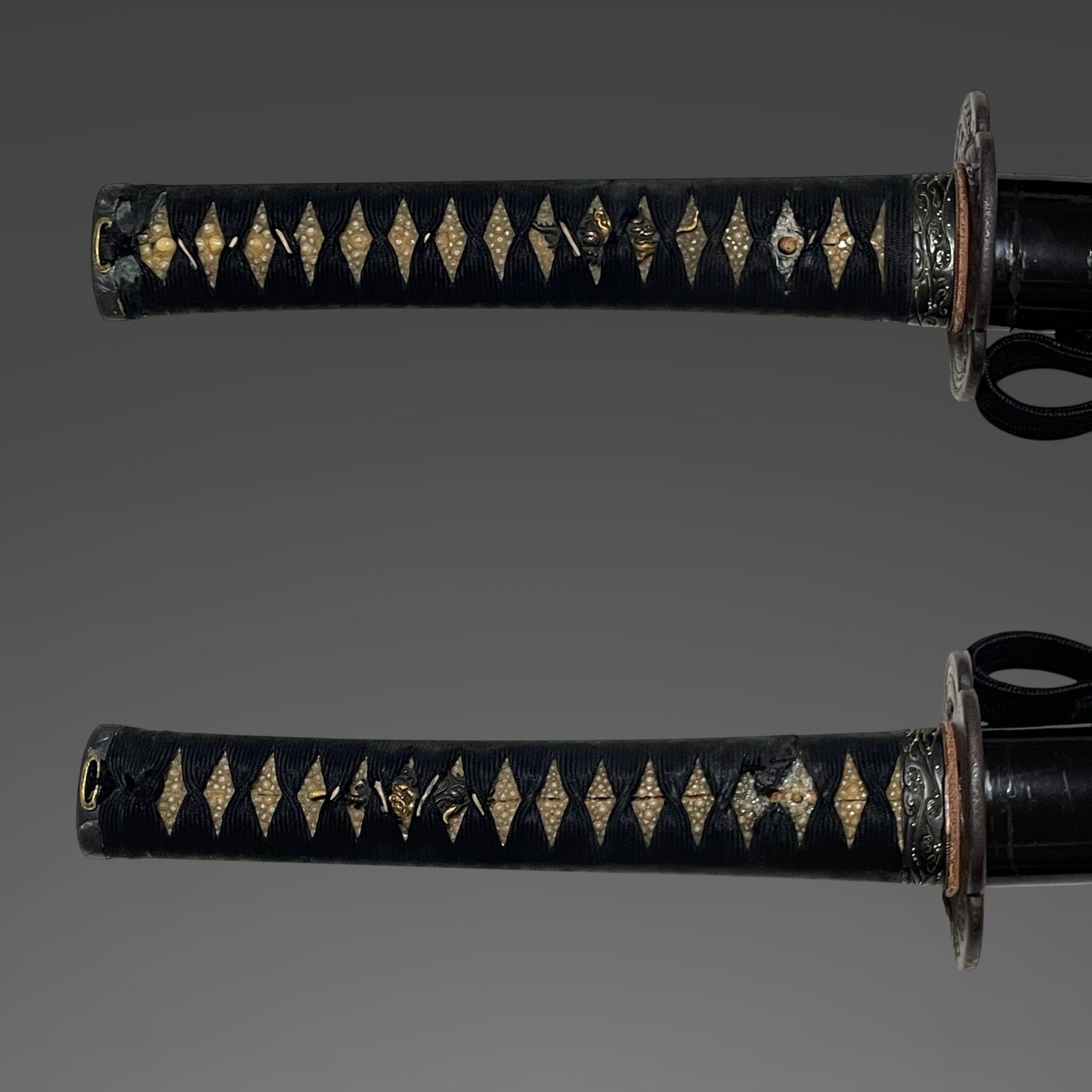 Dragon Tsuba and Menuki, Long Wakizashi, Wave Fuchikashira, Edo period mumei