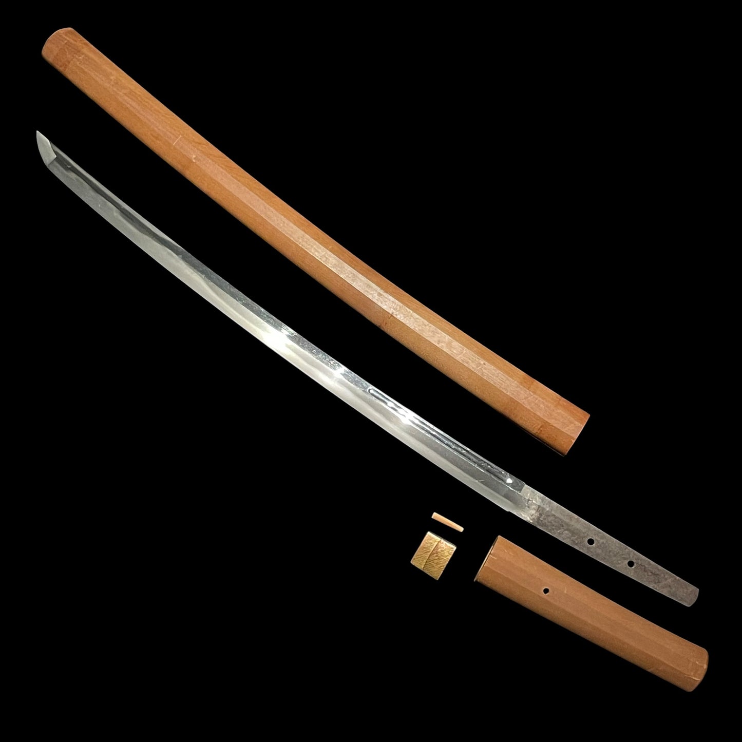 Muneyaki 棟焼 Long Wakizashi, Hizenkokuju Mutsunokami Tadayoshi 肥前国住陸奥守忠吉 signed