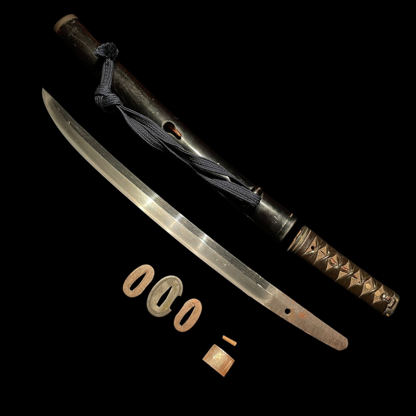 Shobuzukuri Wakizashi, Chili Peppers Menuki, KOTO Muromachi period mumei