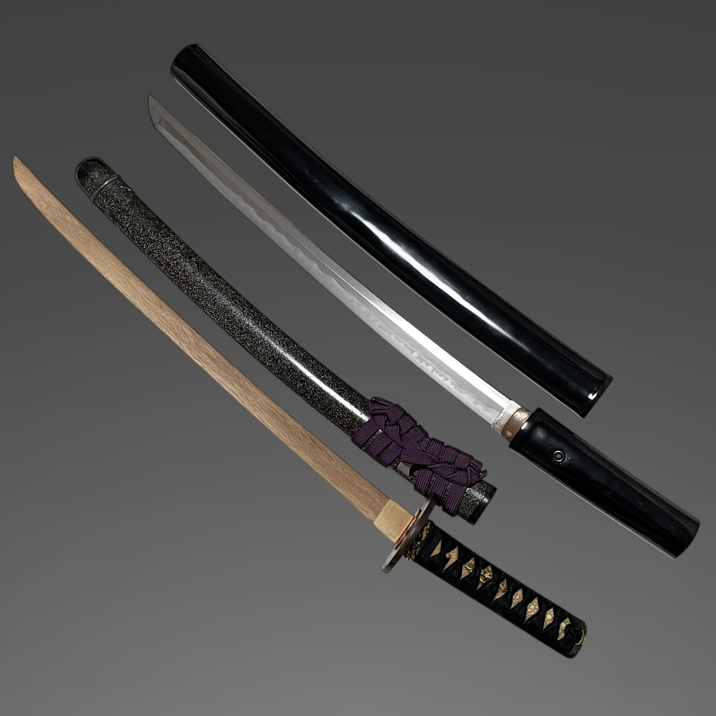 Amazing Hamon, Dragon Fittings Wakizashi, Takada Muneyuki 高田統行, Early Edo period