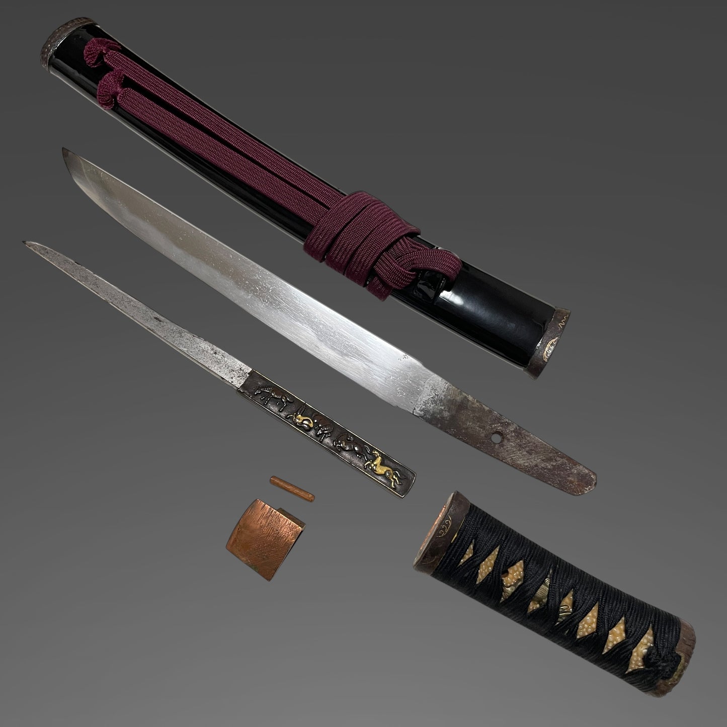 Aikuchi Koshirae TANTO 合口拵短刀, with Horse Kozuka, Edo period mumei