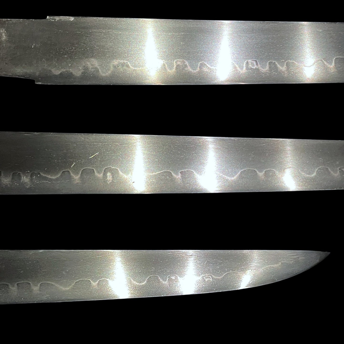 Red TANTO with KOZUKA, Gunome Hamon Thick Blade, Edo period mumei