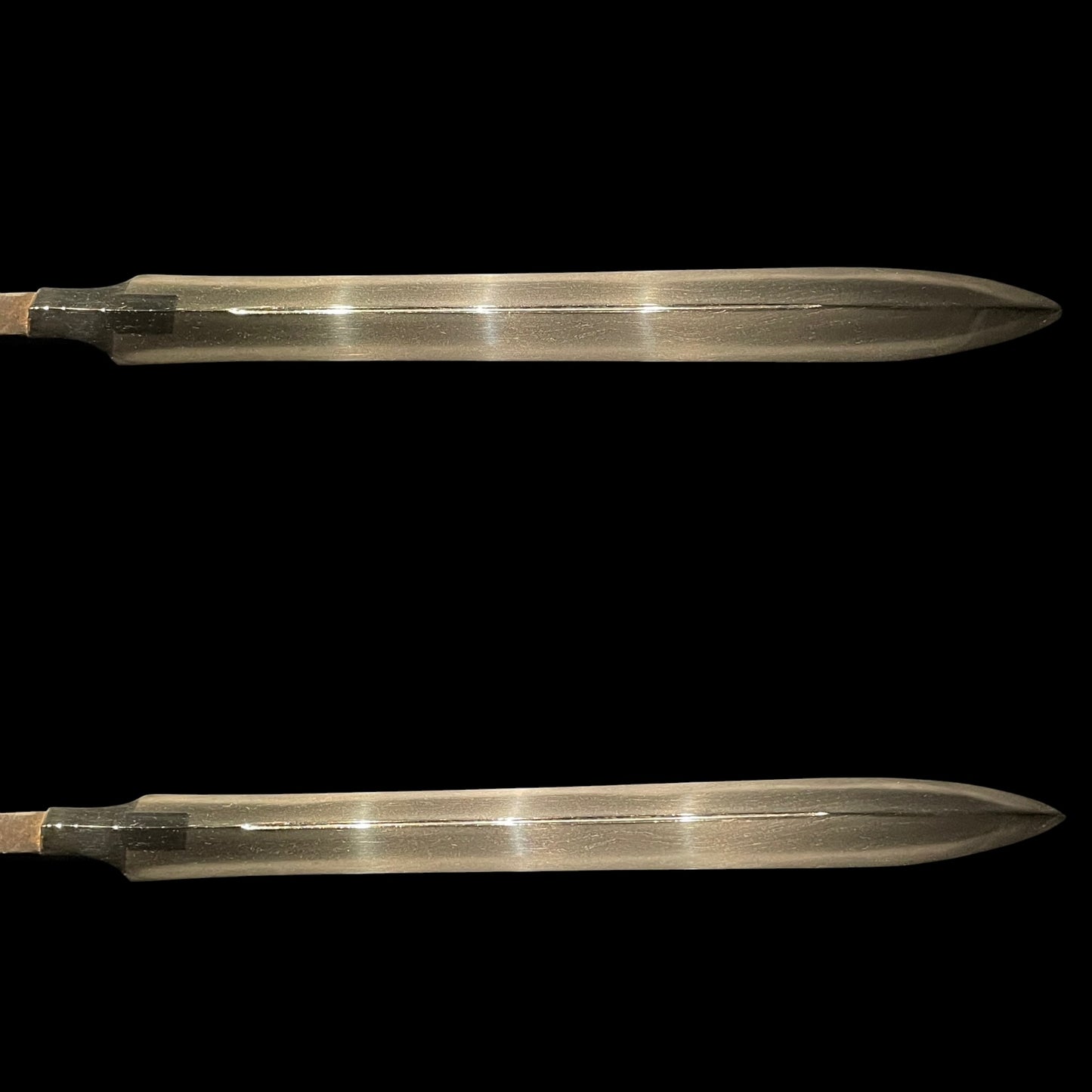 Ryoshinogi-Yari 両鎬槍, Noshuju Kanetoki 濃州住兼辰 signed, NBTHK Certificate, Late Muromachi period