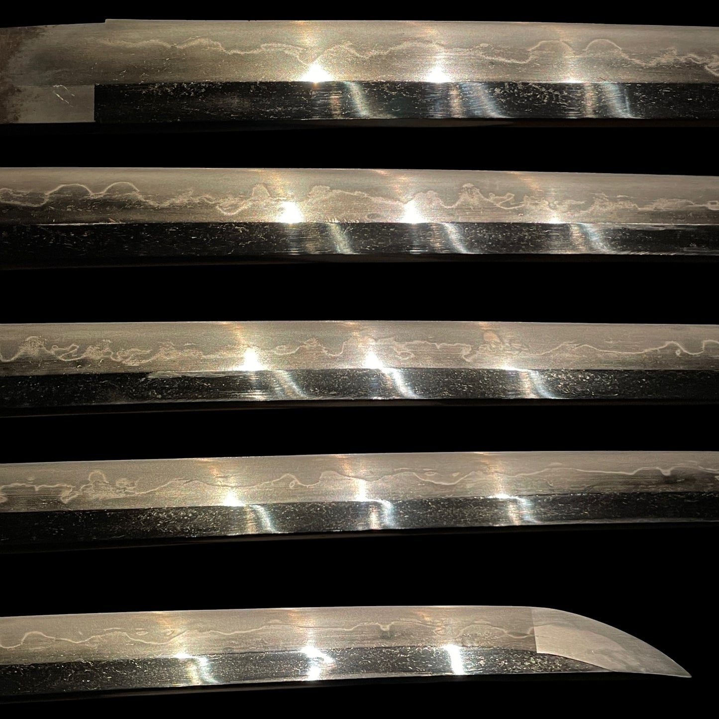 Tsutamon Fuchikashira 蔦紋縁頭 Long Wakizashi, Shakudo Shishi Menuki, Edo period mumei