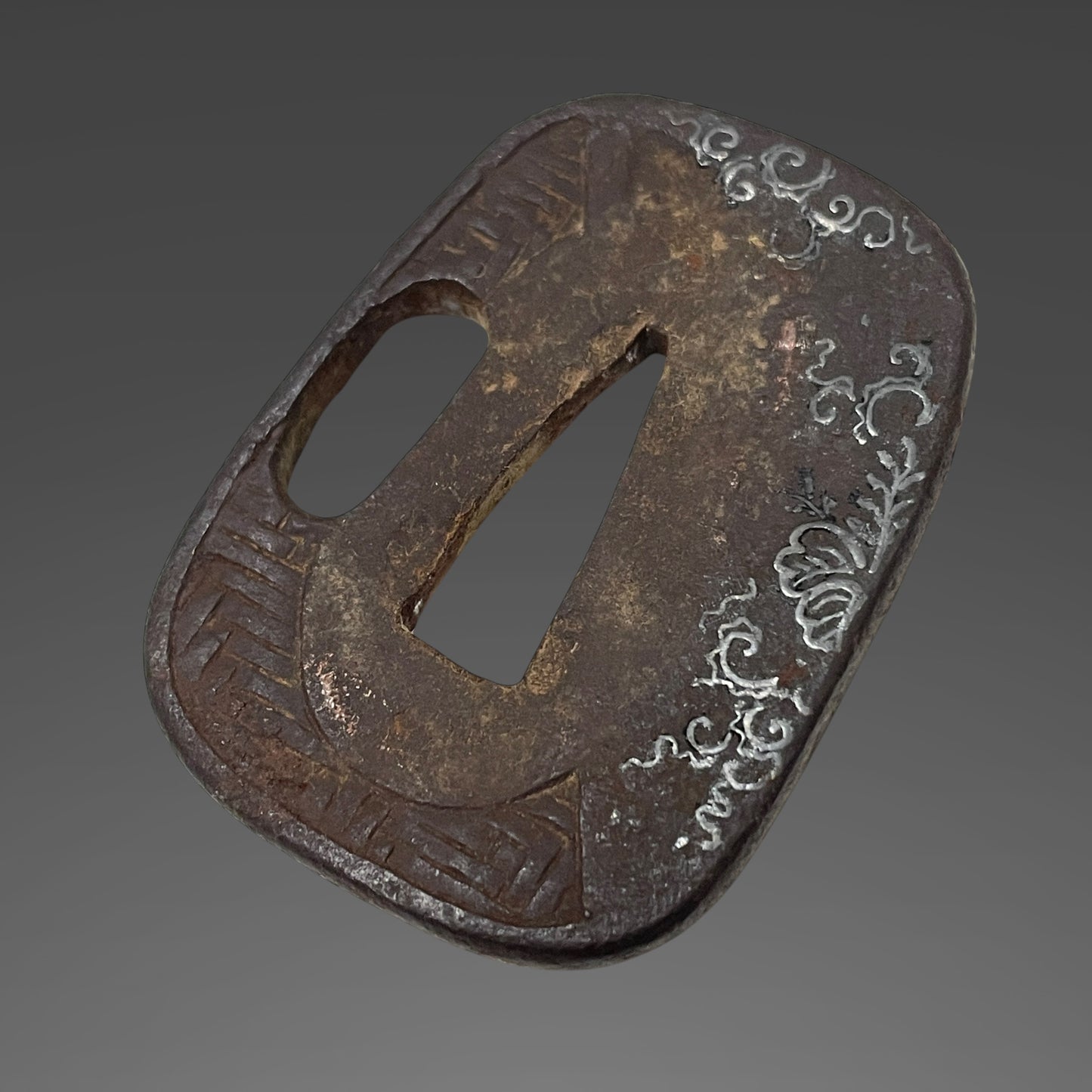 Unokubi-Zukuri 鵜首造, Koshikizami-Saya 腰刻鞘 TANTO, Thick Blade, with Dragon Kozuka