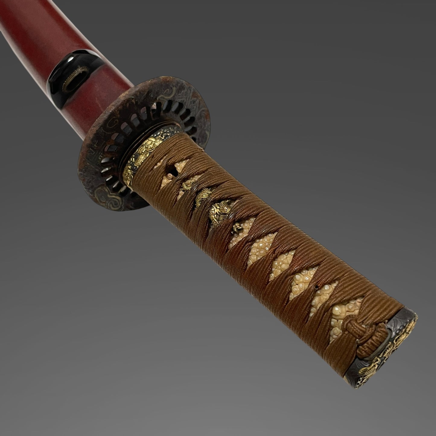 Ookissaki Wakizashi, Dragon Fittings, Mt.Fuji Kozuka, Yamatonokami Fujiwara Kanekura signed