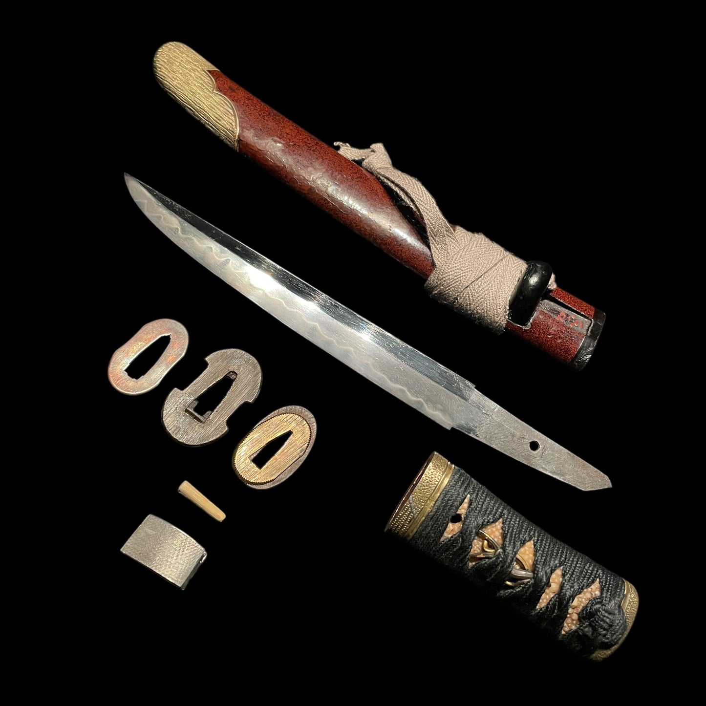 Red Matsushiro Koshirae TANTO, Rare Style blade,  Brass Fittings