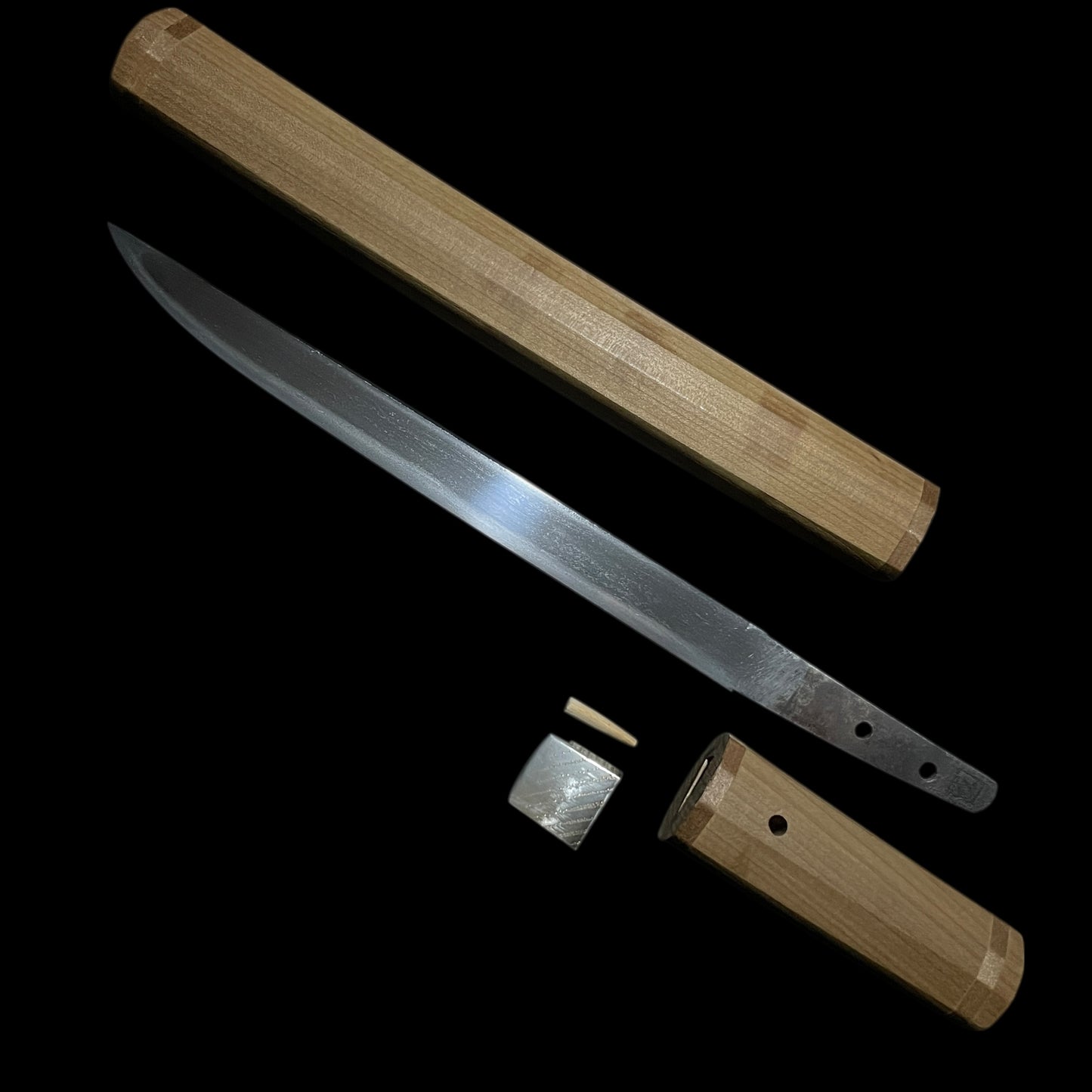 Masamehada 柾目肌 TANTO, Kuni 國 signed, Edo period