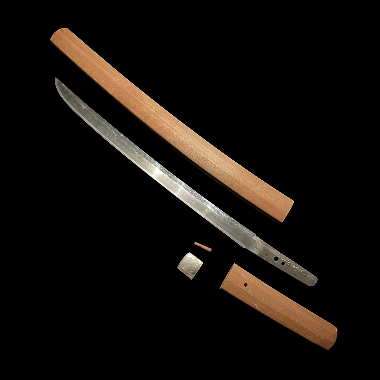 Shobuzukuri Wakizashi, Sanjo Naganobu 三条長信 signed, Muromachi period