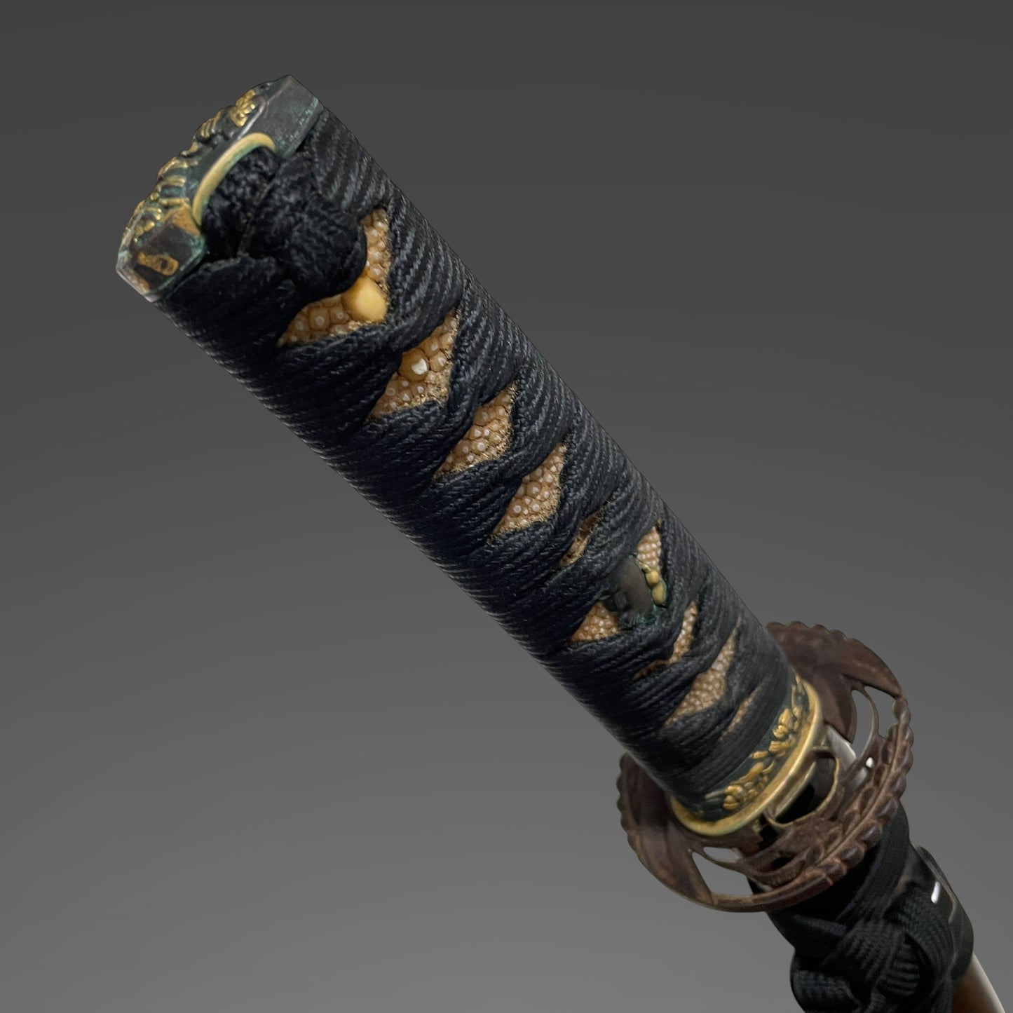 Munetsugu 宗次 signed Wakizashi, Mt.Fuji Kozuka,  Catfish Menuki, Edo period