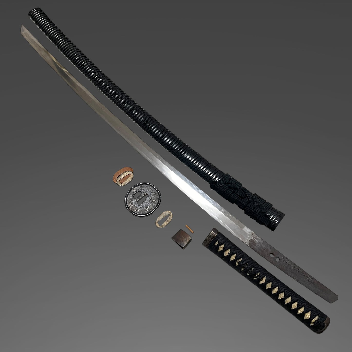 HIRIMONO 彫物 KATANA,笹竹 Sasatake Bamboo, Hizenkokuju Tadahiro 肥前國住忠廣 signed, Edo period