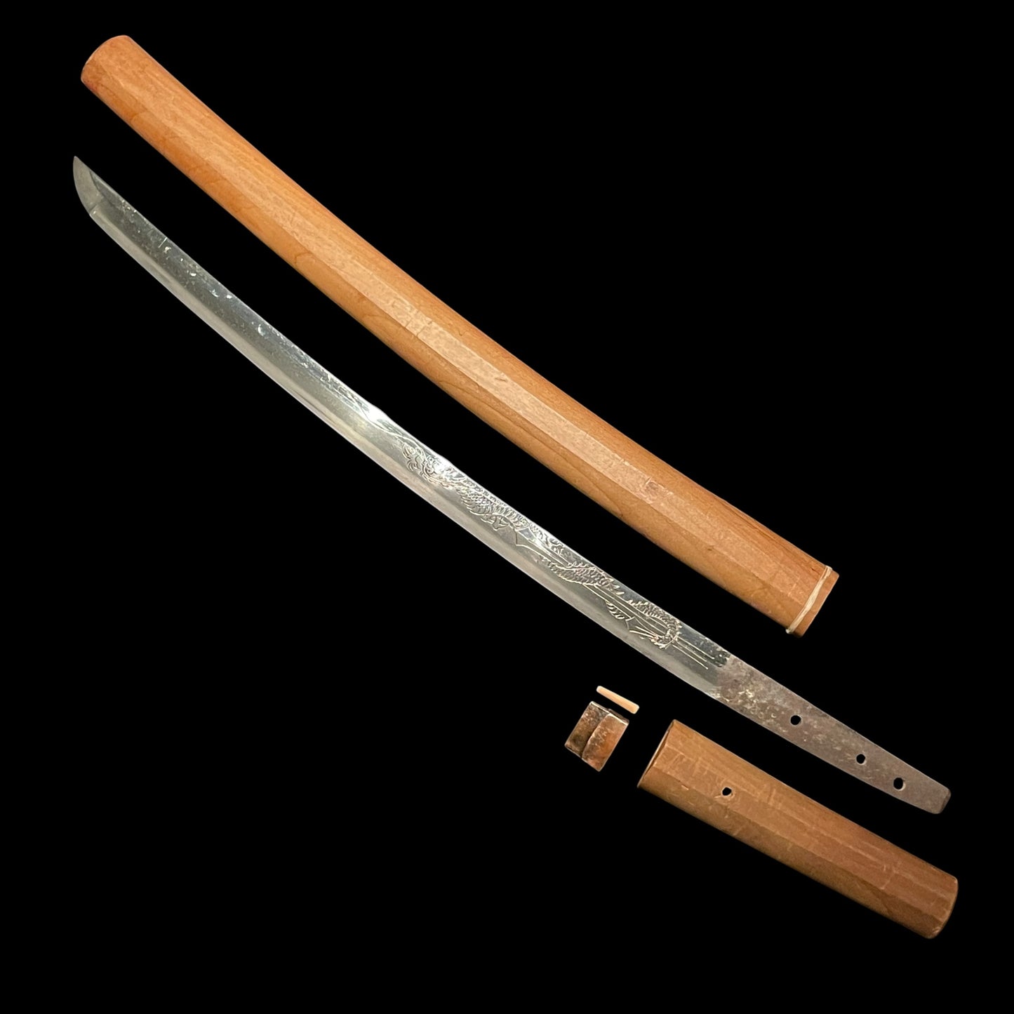 Dragon HORIMONO 彫物 Wakizashi, Noboriryu 昇龍, Bonji 梵字, Edo period mumei