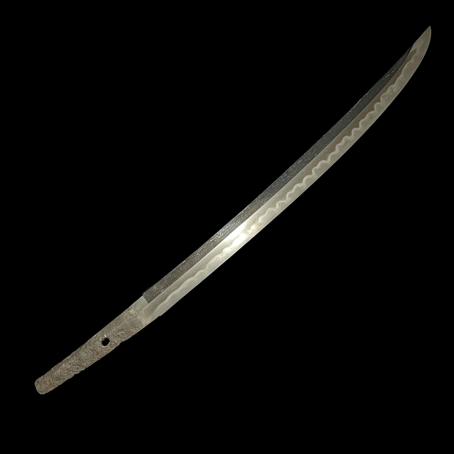 Nagamaki Naoshi Style Wakizashi, Signed Shibuichi Tsuba, Muromachi period mumei