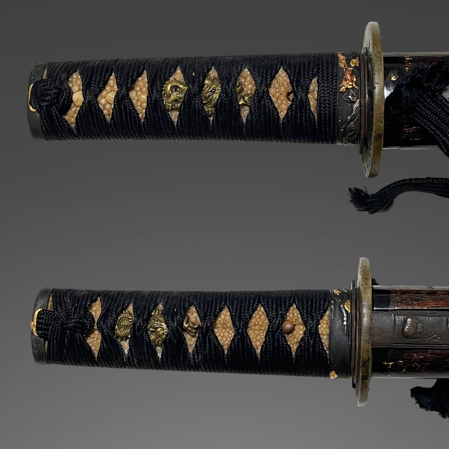 Nagamaki Naoshi Style Wakizashi, Signed Shibuichi Tsuba, Muromachi period mumei