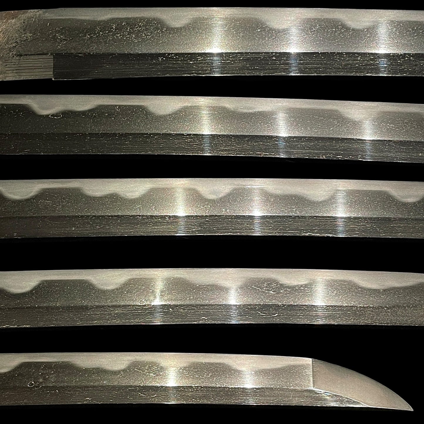 Amazing Hamon Sukezane 助真 signed Wakizashi, Copper Fuchikashira, Edo period