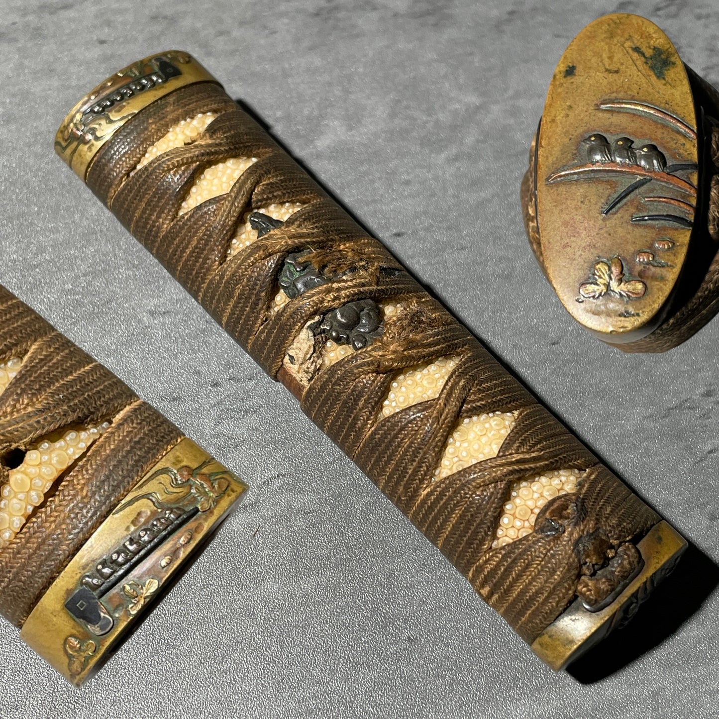 Bird Fuchikashira, Tsuka Handle 柄前 Brass Fittings, Edo period