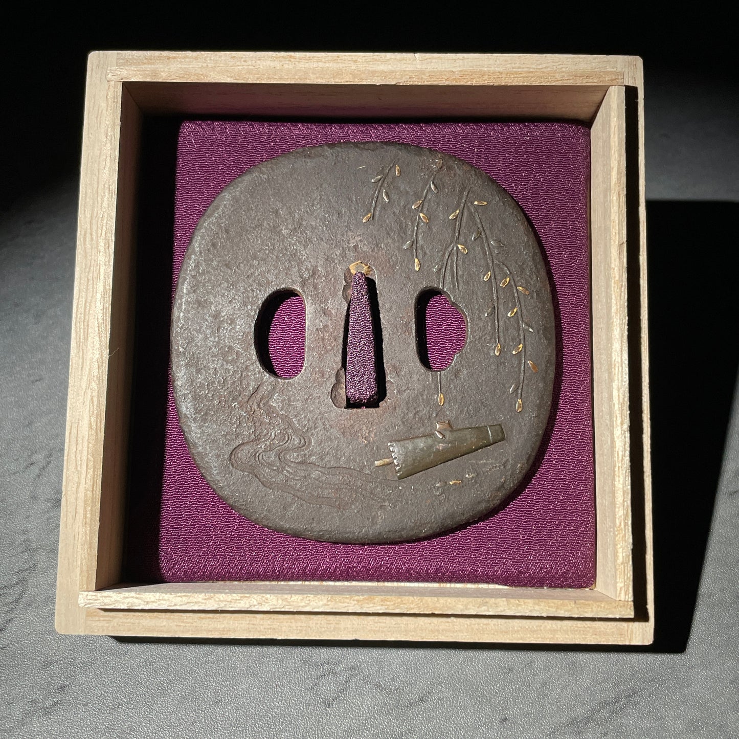 Willow and Umbrella Large TSUBA, Iron back, Edo period, with BOX