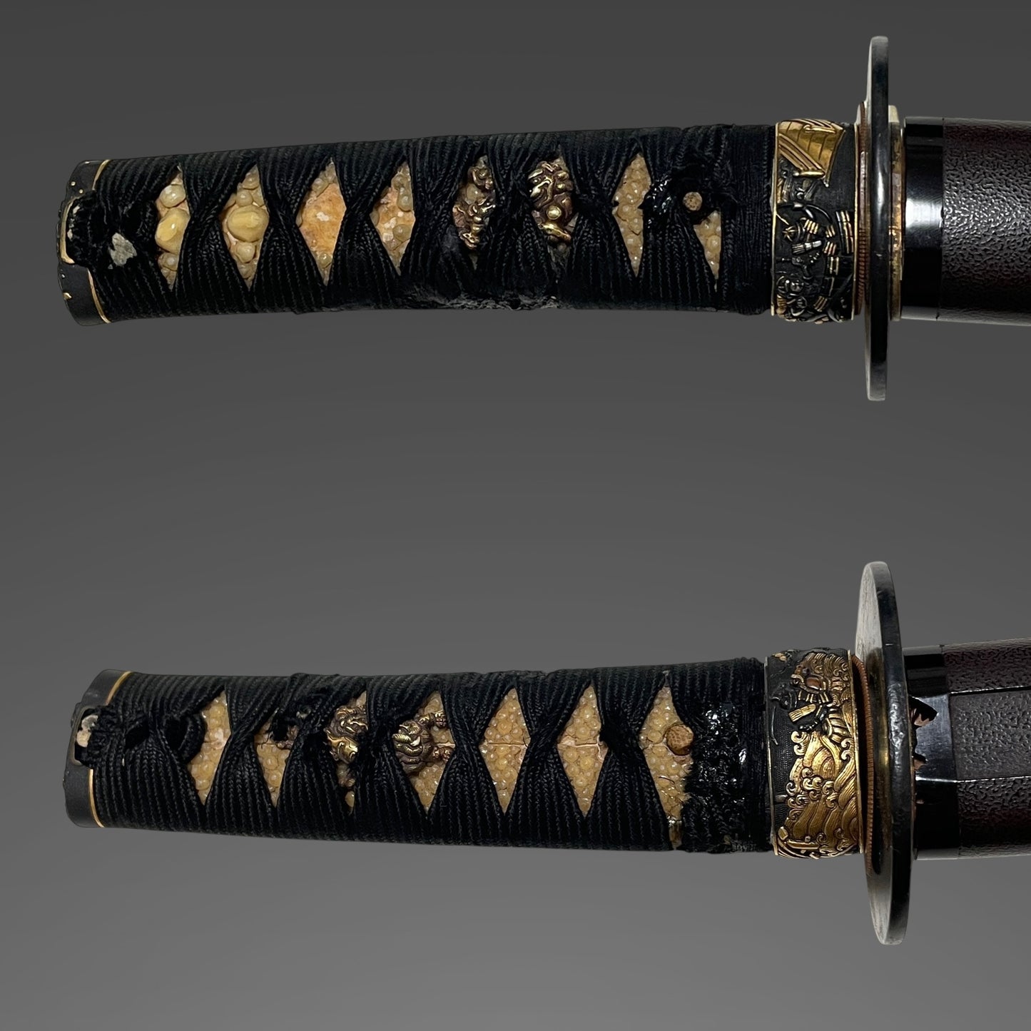 Bishuosafune Munemitsu 備州長船宗光 signed Wakizashi, Samurai Fuchikashira, Muromachi period