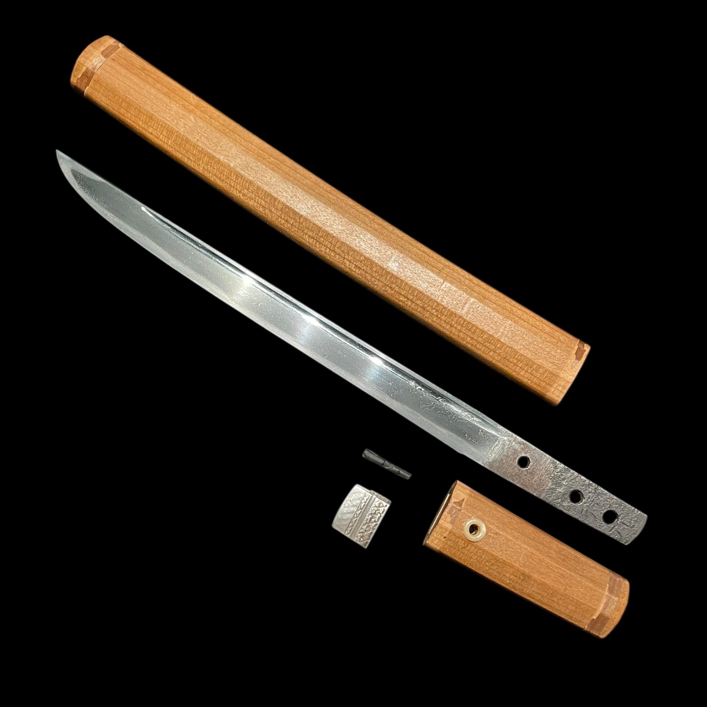 加州行光 Kashu Yukimitsu TANTO, KOTO Muromachi period, NBTHK Certificate