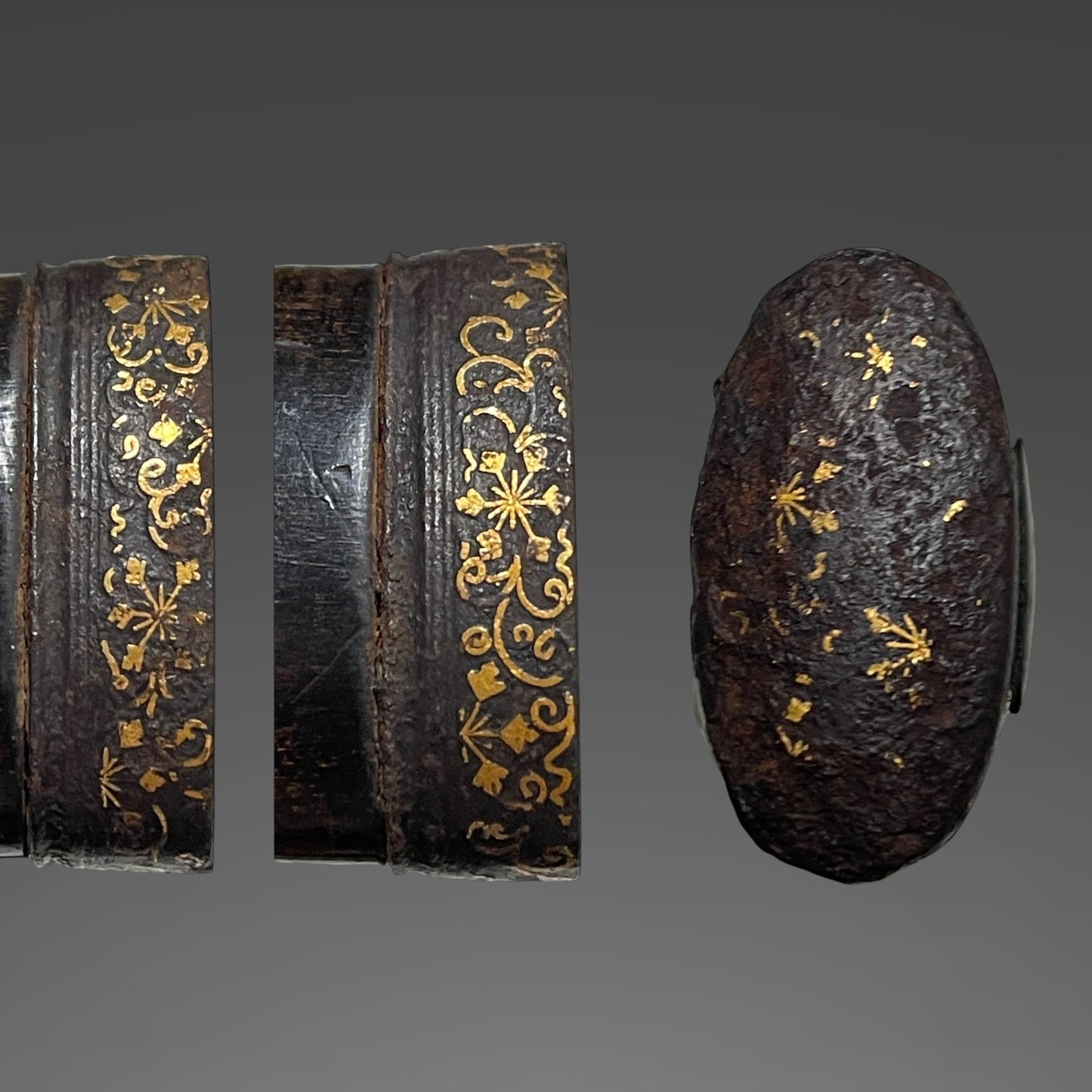 Bizenkokuju Osafune Sukesada signed Wakizashi, Katakitsuka-Koshirae 堅木柄拵, Muromachi period