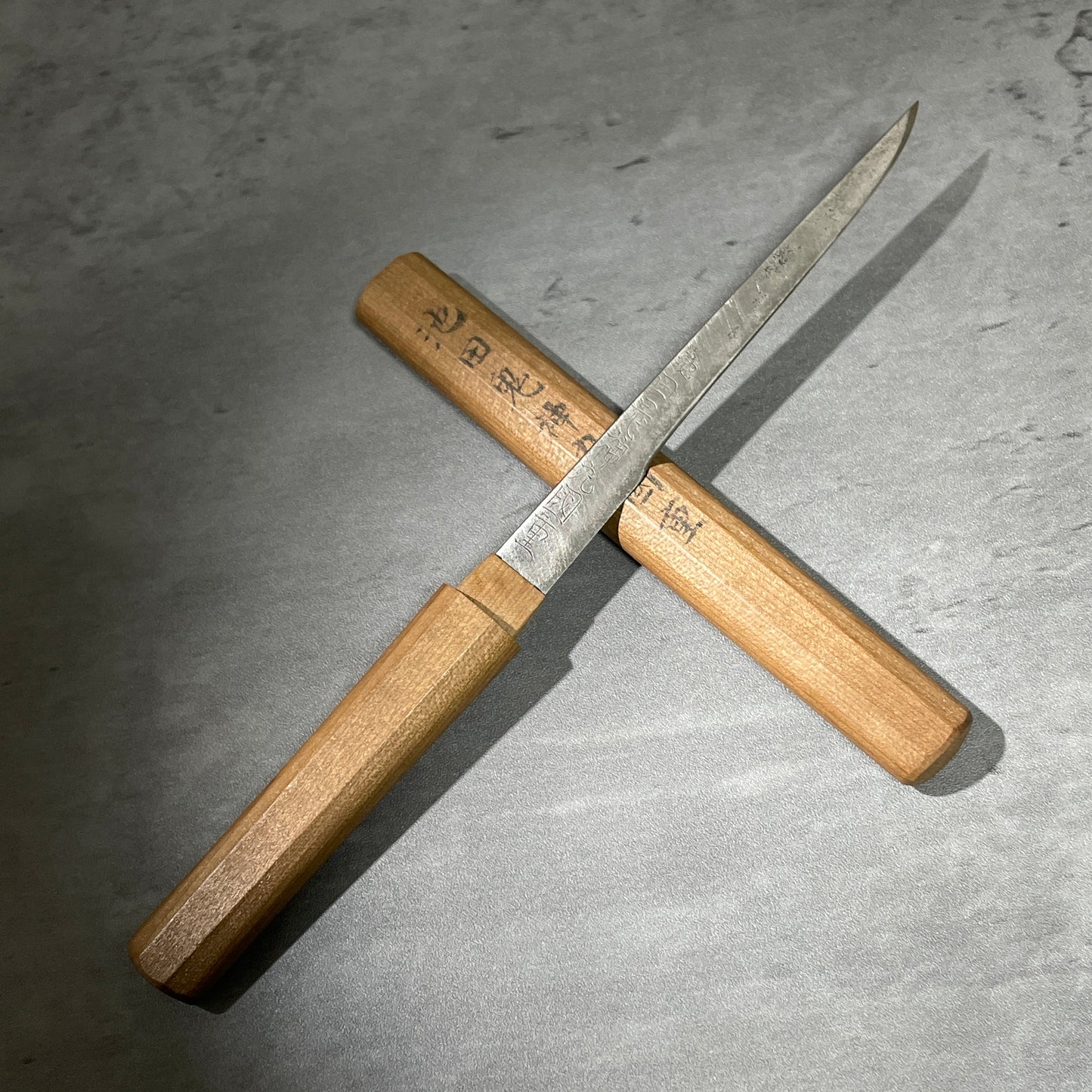 Kozuka Kogatana in Shirasaya, Ikeda Kijinmaru Kunishige 池田鬼神丸国重 signed