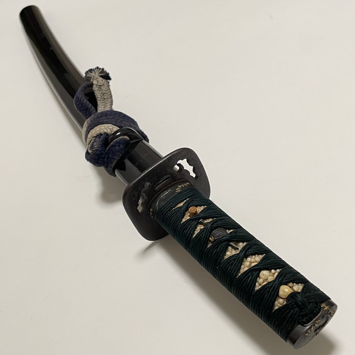 Fish Fuchikashira 魚図縁頭, Wakizashi Koshirae, 60cm (23.62 in.)