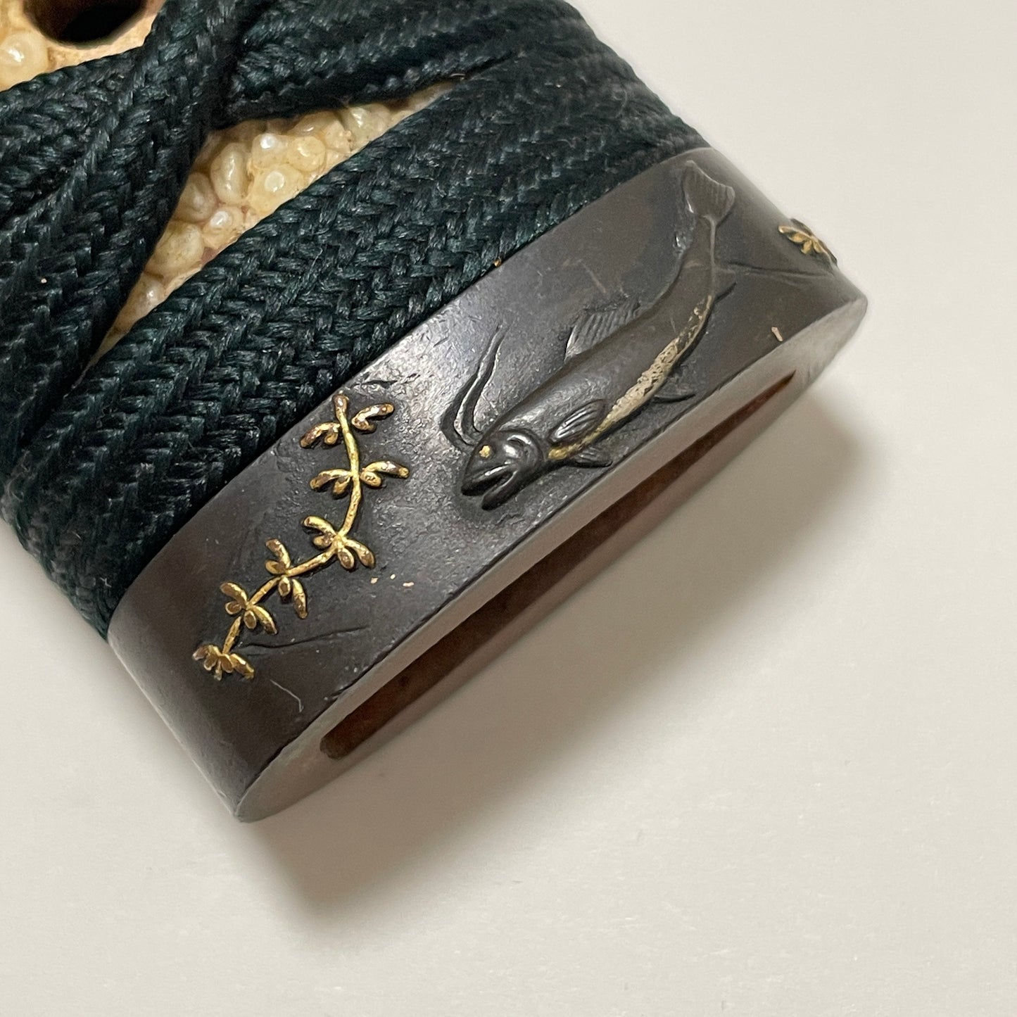 Fish Fuchikashira 魚図縁頭, Wakizashi Koshirae, 60cm (23.62 in.)