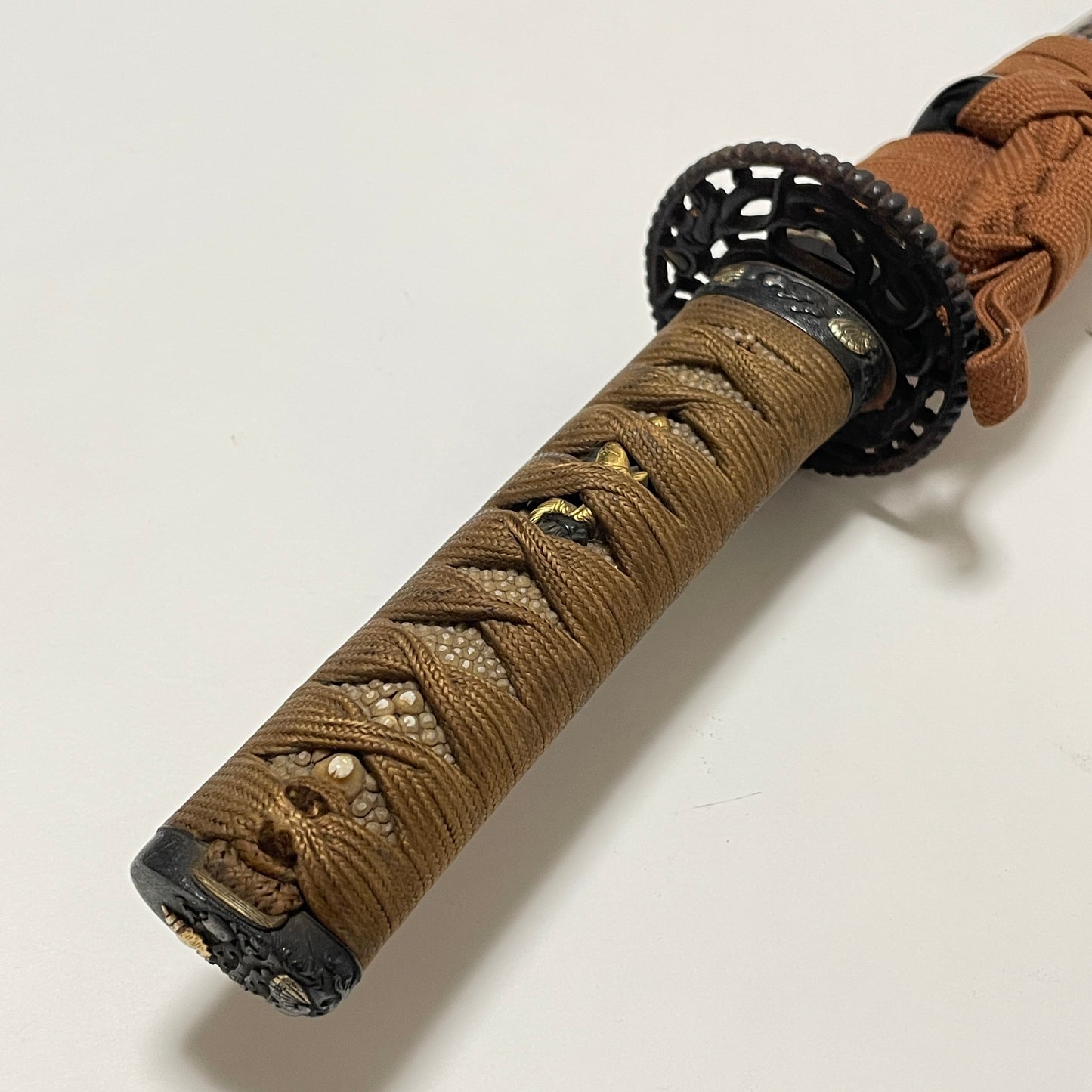 Raden Wakizashi Koshirae 螺鈿脇差拵, Dragon Kojiri, Shell Fuchikashira, Edo period